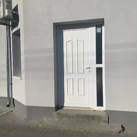Lelle Centrum Vendeghaz Guest house *