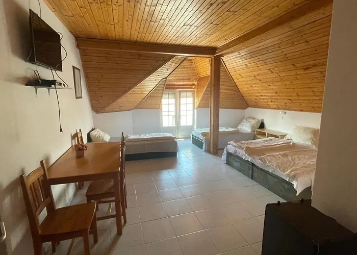 Lelle Centrum Vendeghaz Balatonlelle